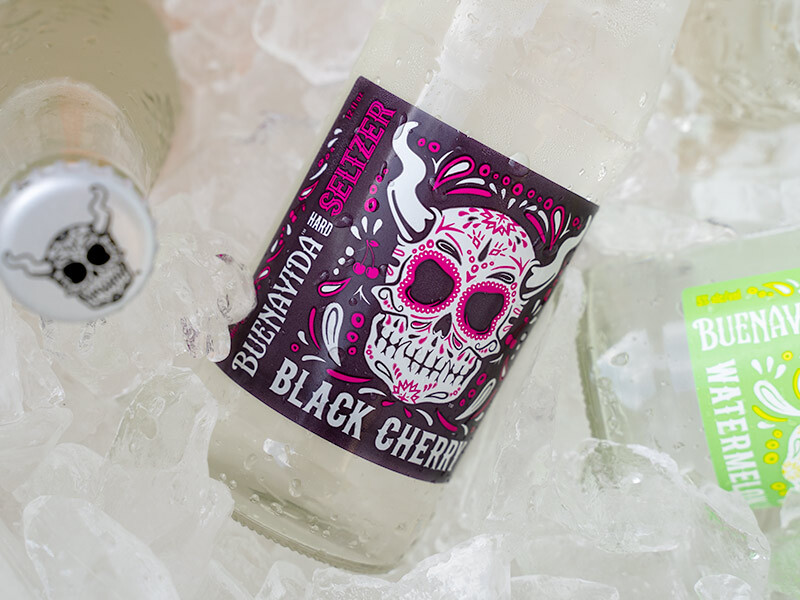 Buenavida Hard Seltzer - Black Cherry in ice