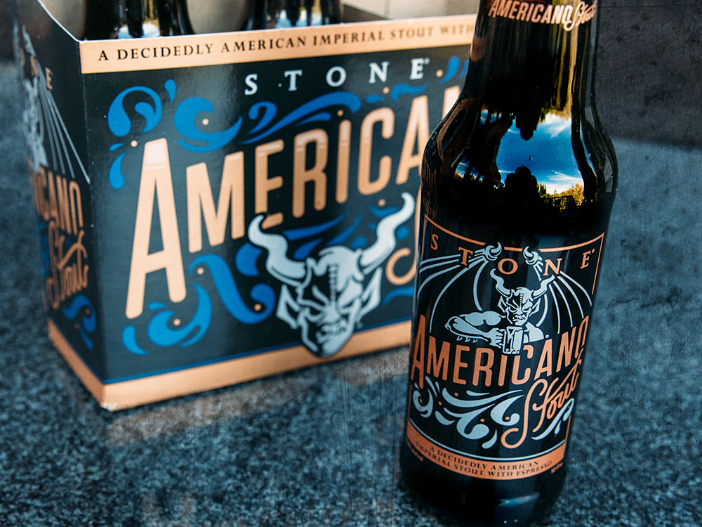 Stout's. Пиво американо. Американский стиль Стаут. Американское пиво Kingdom. Fiji Stout.